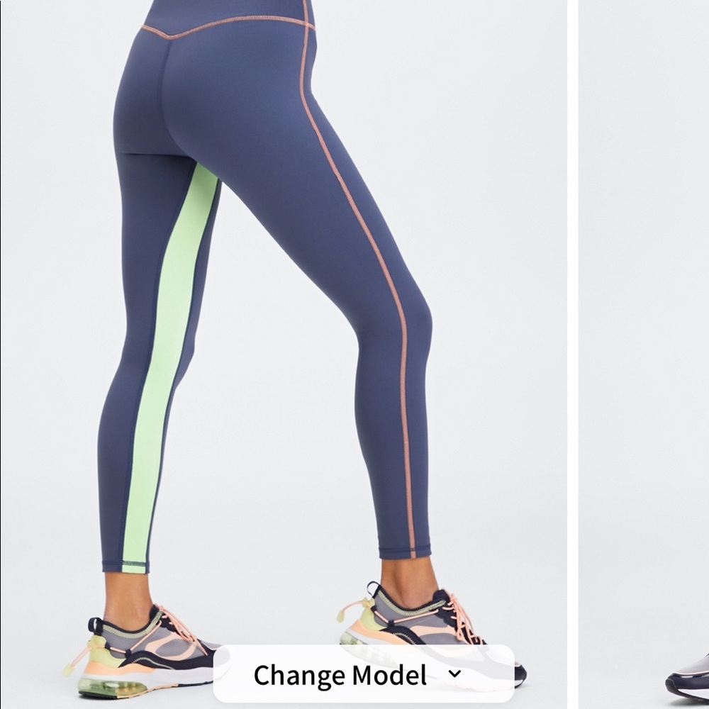 Fabletics Set - Picture 2 of 2